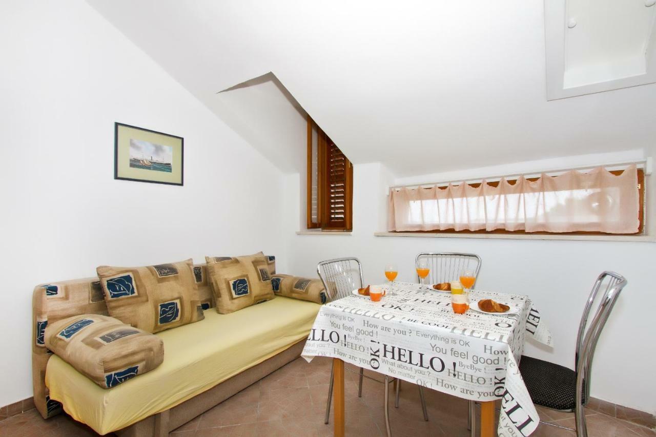 Apartment Center Marija Vodice Exterior foto